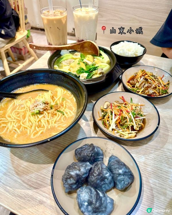 旺角必試招牌墨魚馬蹄餃  餃皮煙靭餡料鮮甜