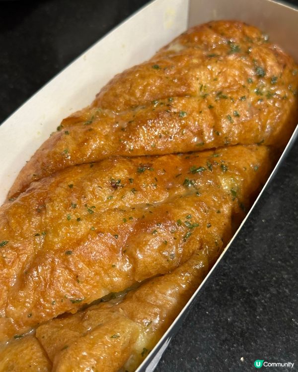 弘大必食蒜蓉包！🤤 隔日都咁正！