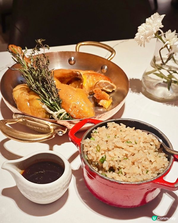 週末跟閨蜜去中環法式小館LALA 吃Brunch💗享受一下舌...