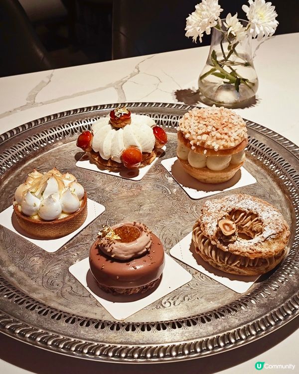 週末跟閨蜜去中環法式小館LALA 吃Brunch💗享受一下舌...