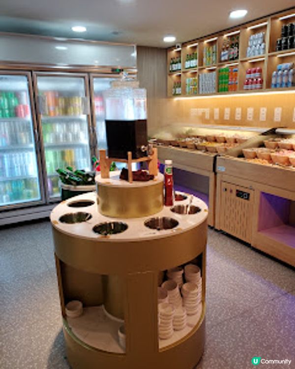 八拾台式火鍋燒烤放題．海鮮區任拎海鮮鵝腸爽爆