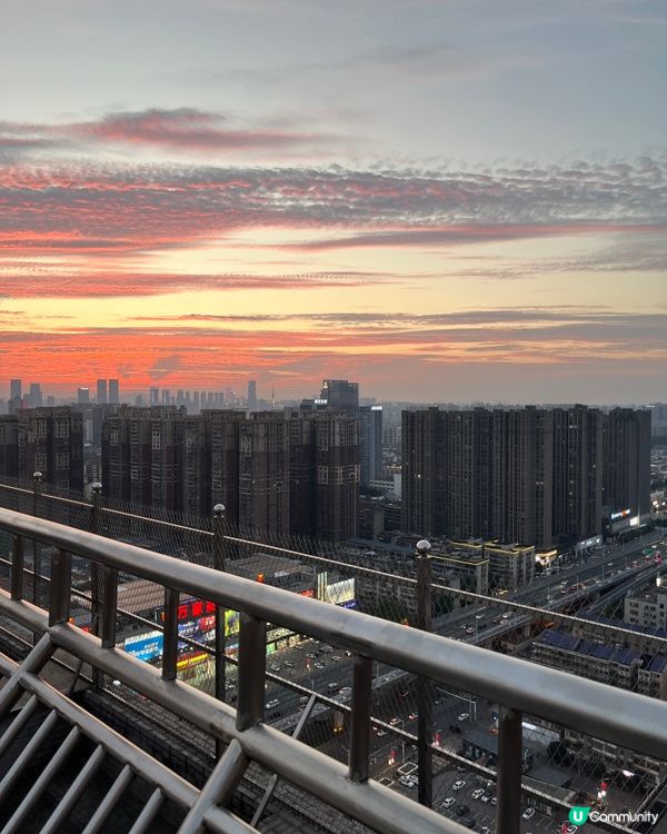 1. 長沙灣日落免費睇！🌅 萬嘉麗28樓！