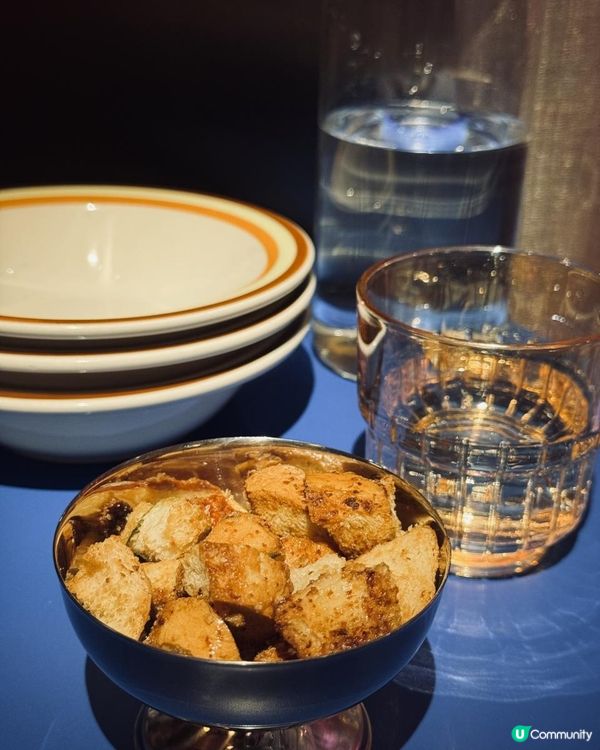 人氣fusion餐廳抽風系統極差，食物質素還可以🤨