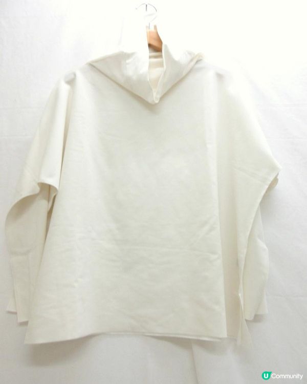 三宅一生白色高領長袖上衣(Funbid)