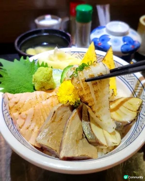 火炙魚生丼🤤！四款魚生超滿足！
