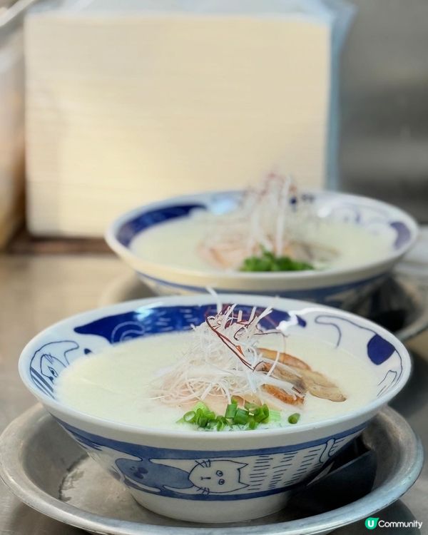 牛頭角雞白湯拉麵🤤！11小時熬煮超濃郁！🍜