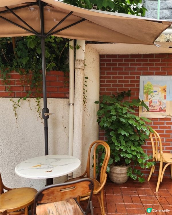 🇰🇷韓國延南洞人氣咖啡甜點分享💯 開心果酥皮吐司‼️