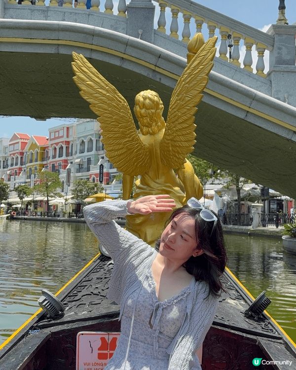 平時旅行都會帶捲髮棒，又重、造型又單一，如果可以有百變造型就...