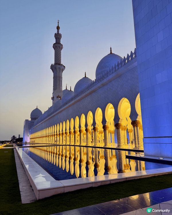 【阿布扎比大清真寺入殿朝聖記🕌】