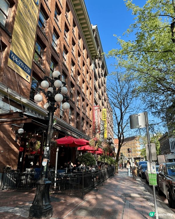 我哋去咗「Gastown煤氣鎮」感受溫哥華最古老街區嘅復古魅...