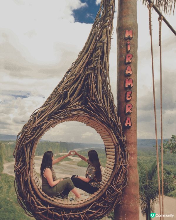 厄瓜多巴尼奧斯有非常知名樹屋及「世畀盡頭的鞦韆」能夠將通古拉...