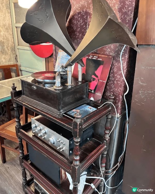 想打卡又想食好嘢，位於灣仔嘅1963木十豆寸就啱曬，餐廳裝修...