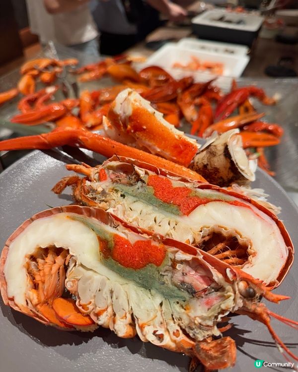 尖沙咀自助餐🤤！龍蝦長腳蟹鮑魚任食！😚😍