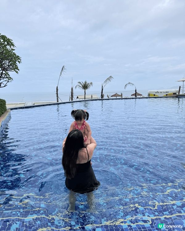 上星期一家3口去左惠洲玩得好開心.