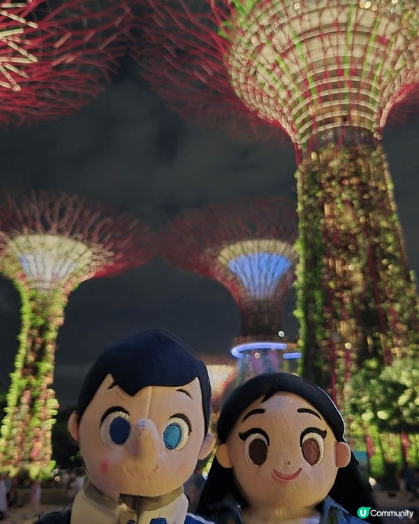 新加坡濱海灣公園，成功將城市同大自然融為一體，在繁忙的都市內...