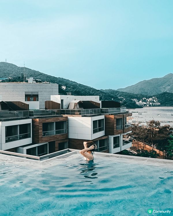 洲至奢選香港WM酒店位於西貢，周圍環繞著青山和碧水，提供了一...