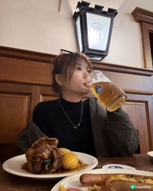 德國之旅 飲左德國啤酒食左德國豬手同腸仔 仲睇左國王湖 去左...