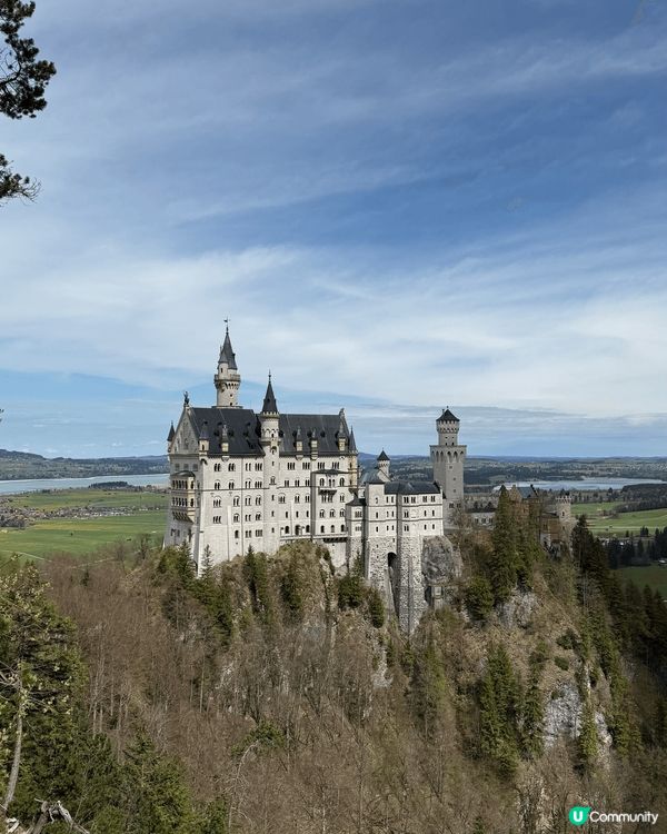 德國之旅 飲左德國啤酒食左德國豬手同腸仔 仲睇左國王湖 去左...