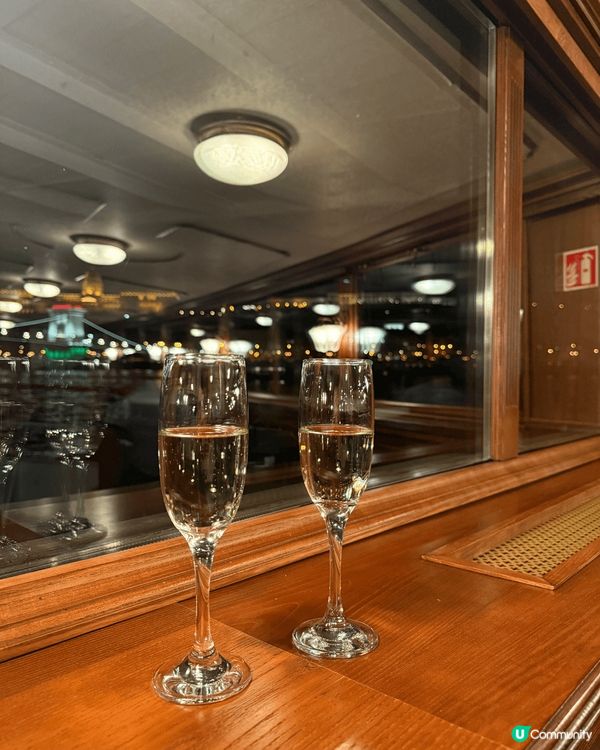 在布達佩斯的旅行中，參加一次遊船體驗是不可或缺的。登上多瑙河...