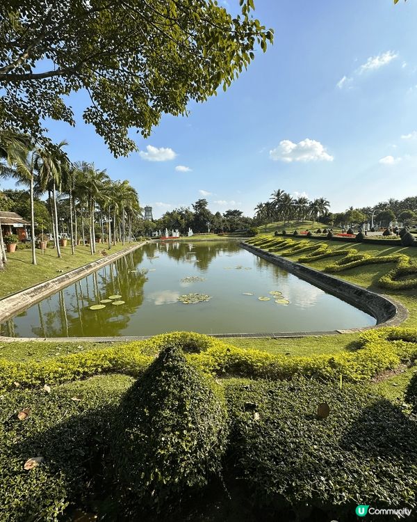 這個位青邁的打卡點，有好多特色建築物比人打卡，好靚，行了2小...