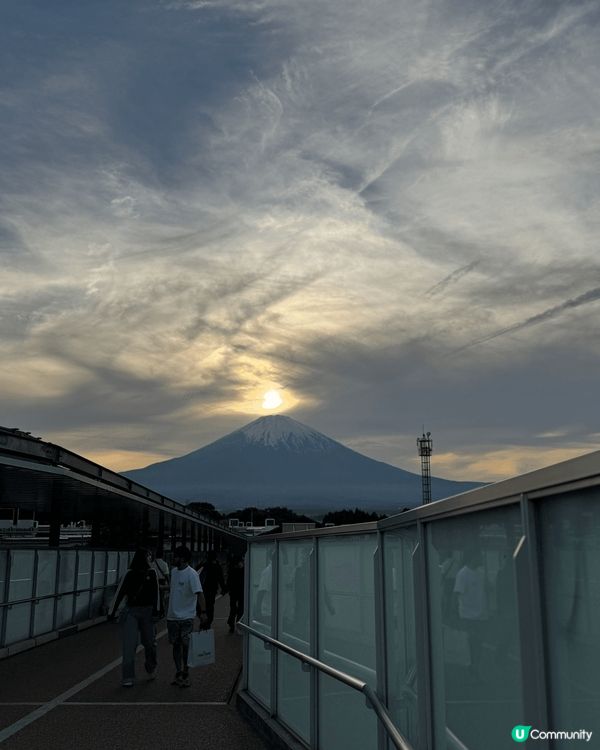 第一次獨遊就見到富士山 好感動