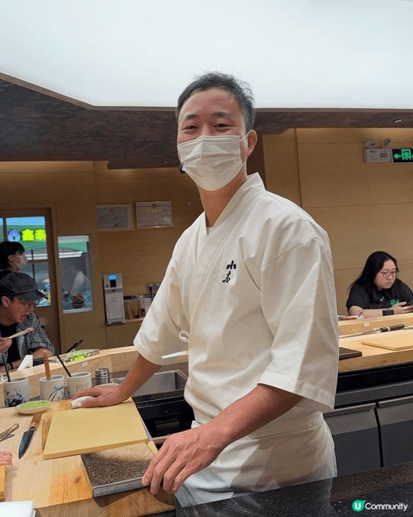 在深圳KKmall 的壽司處小志，價錢相宜，食物味道不錯，跟...