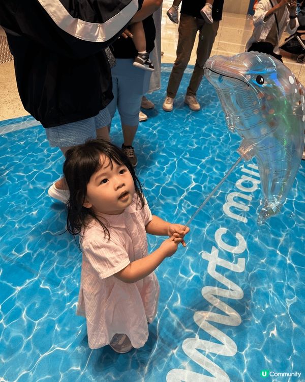 世貿呢個海洋活動真係好得意呀，囡囡玩到忘晒形，猶如置身於海洋...