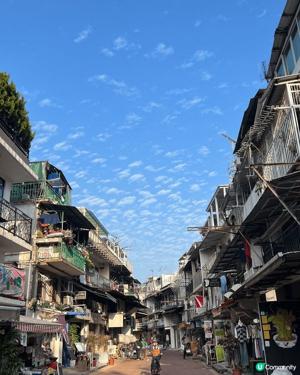 疫情期間沒有離開香港，在這段時間又學會欣賞香港四周景色，上面...