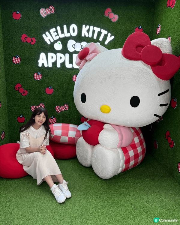 首爾明洞kitty apple cafe 🥰逛一下又可以坐喺...