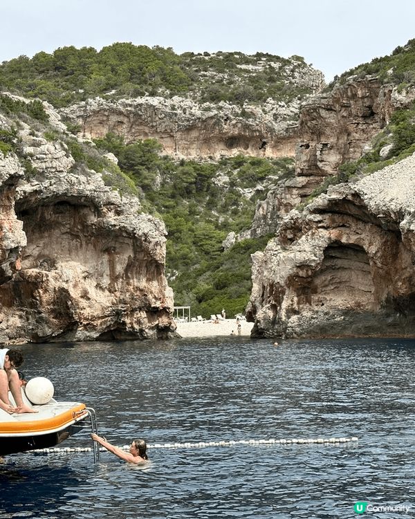 旅程其中一個highlight就係去Blue Cave!!💙...