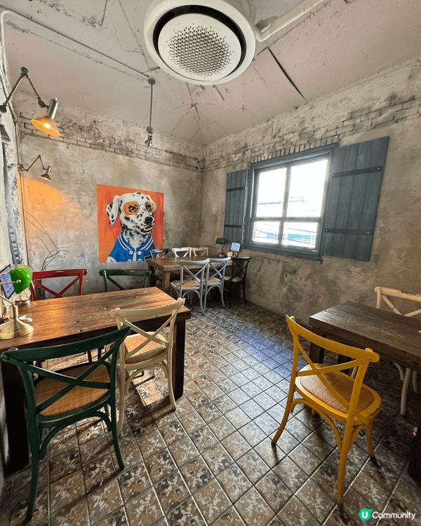 位於狎鷗亭的Dalmatian，他們的招牌是華麗的早午餐。咖...