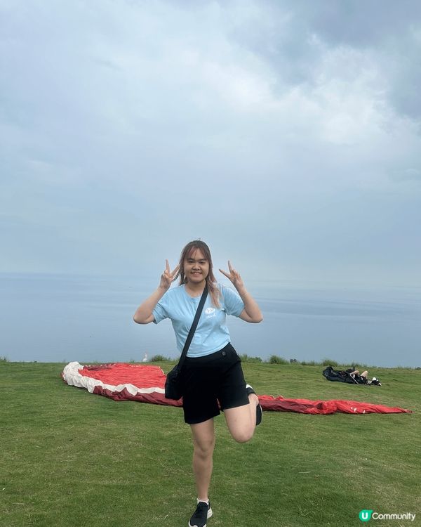 去咗惠州玩，嗰度嘅商業區其實景色好靚，我哋又去玩滑翔傘又去放...