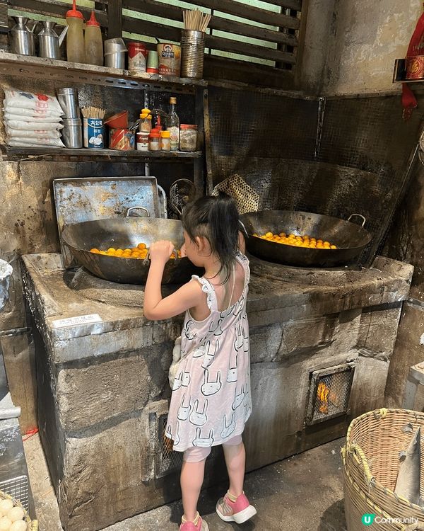 最鍾意同個女一齊去唔同地方玩，有歷史性嘅城寨同豐富海洋生物同...