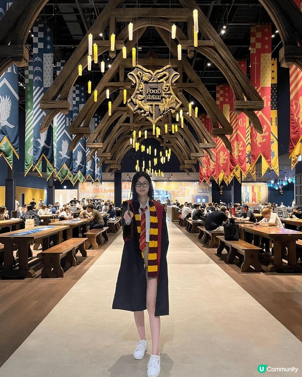 這四張照片都是日本旅行必去的打卡點之一，分別代表了東京近郊的...