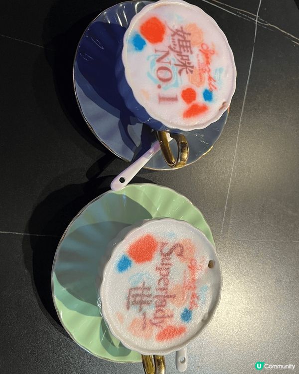 早上咖啡醒神工作，晚上特飲/雞尾酒休閒。最鍾意飲latte
