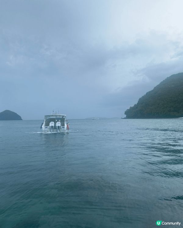 這趟布吉跳島之旅很值得！從芭東出發，我們搭船探訪了皮皮島、竹...