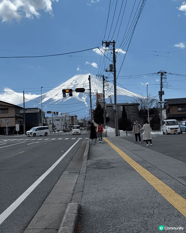 第一次去東京就見到富士山，超靚！！牛超好食，我真係好鍾意周圍...