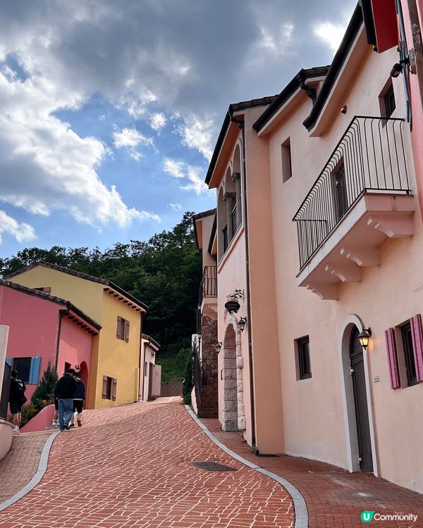 小法國村到處都充滿色彩