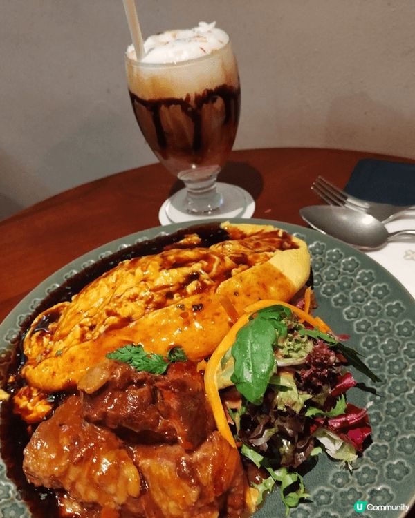 平時鍾意食西餐，有種好chill既特別感覺。最愛飲latte...