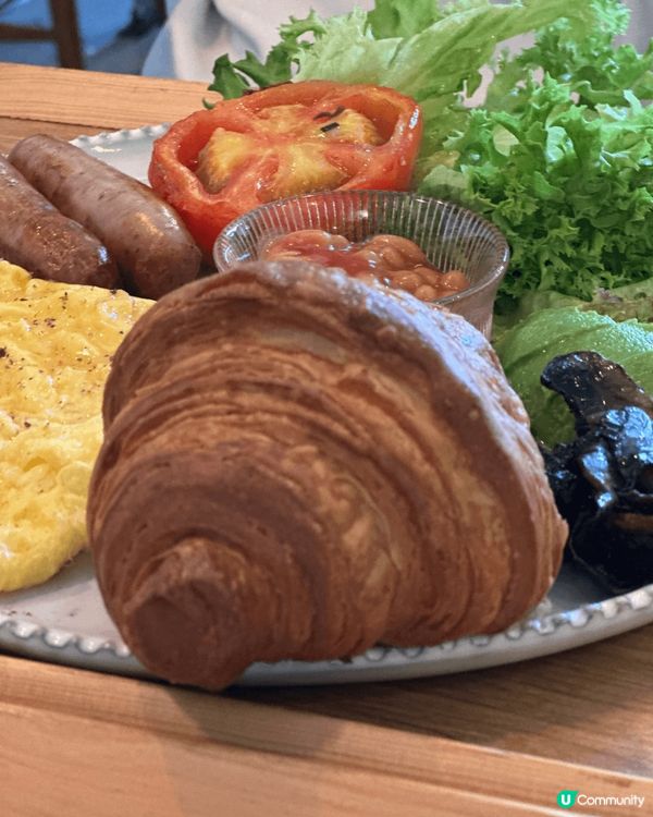 日日Café位於新蒲崗，是一間充滿溫馨氛圍的小店。這次我品嚐...