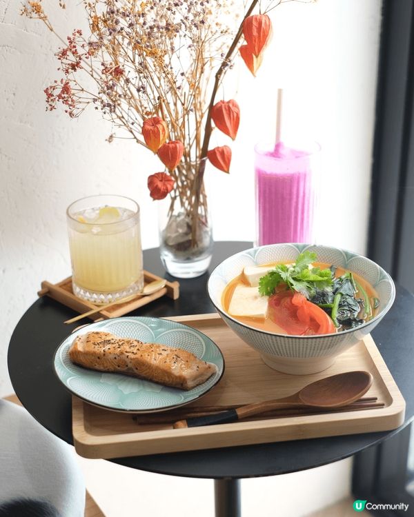 深水埗一間新開cafe，賣相好靚，而且即叫即做味道亦好好，同...