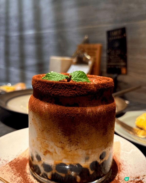 一個適合朋友相聚、打卡的好地方。環境寧靜，適合高談闊論，美食...