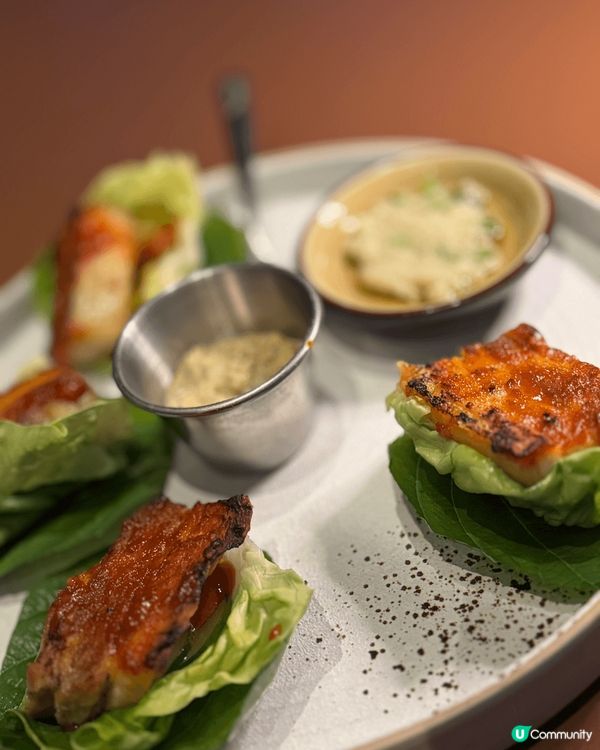 搵到間環境靚又好食嘅泰國餐廳，位於北角維港凱悅尚萃酒店嘅Cr...