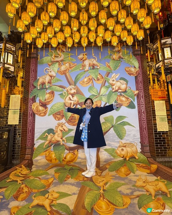 圖一：同媽媽去京都影和服相，京都周圍都可以打卡。