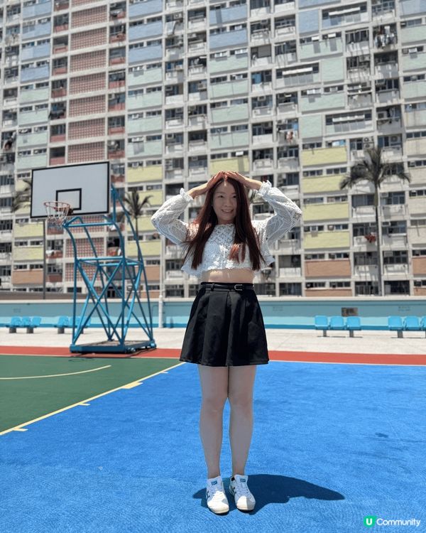 同家人去過彩虹邨打卡！呢個籃球場同樓宇嘅色彩都好繽紛，好適合...