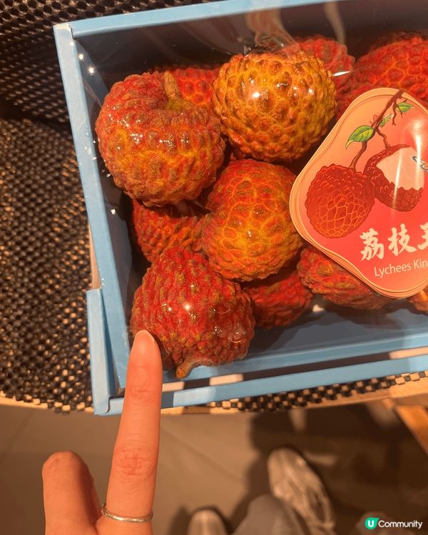 最近在深圳超市看到荔枝王，想推介一下給各位。荔枝王是中國海南...
