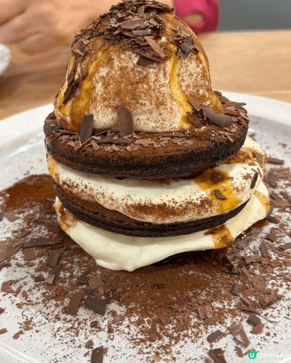 位於又一城LG2的一間J.S.Foodies，既是一間西式食...