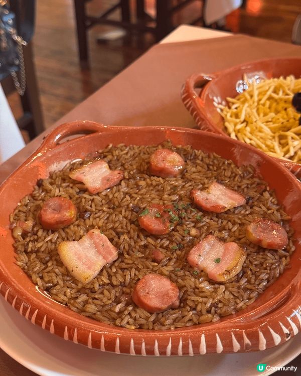 最近去澳門試咗呢一間好出名嘅葡國菜餐廳，婆仔屋1601係澳門...