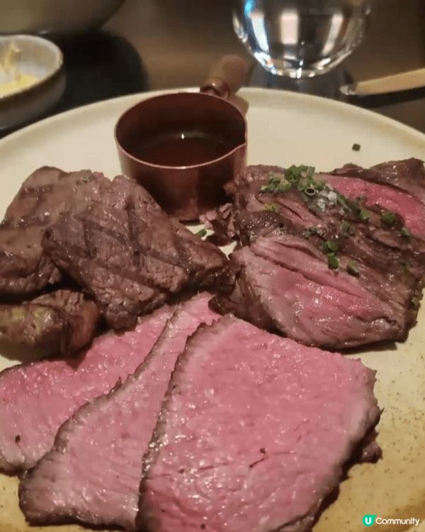 牛扒白裡透紅好juice好好味，再配咖啡一流， 下次會再來食...