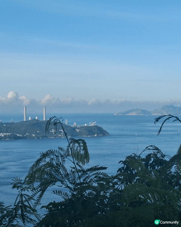 1.悦點居食飯，2堅尼地城海濱長廊，3.西環樹牆4.摩星嶺徑...